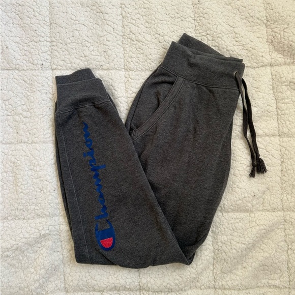 CHAMPION Sweatpants / Joggers - Picture 4 of 8